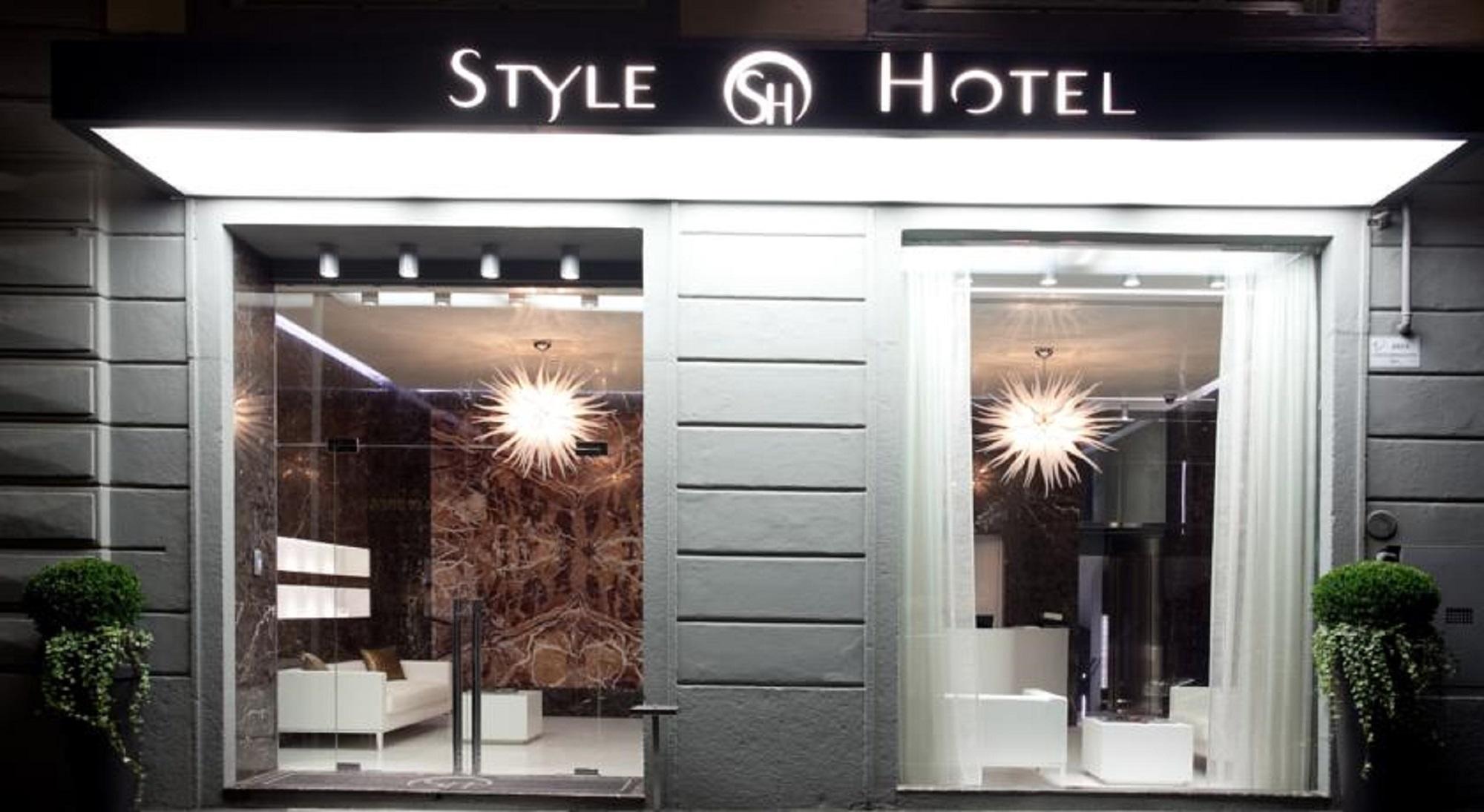 Style Hotel Milan Exterior photo