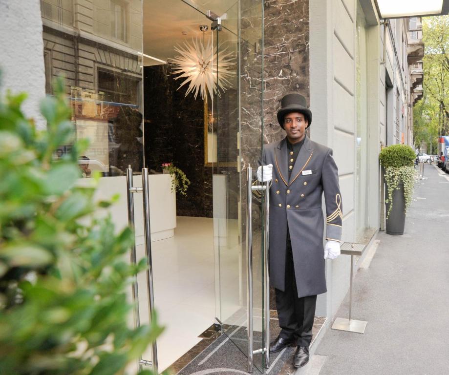 Style Hotel Milan Exterior photo