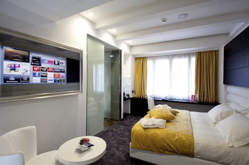 Style Hotel Milan Exterior photo